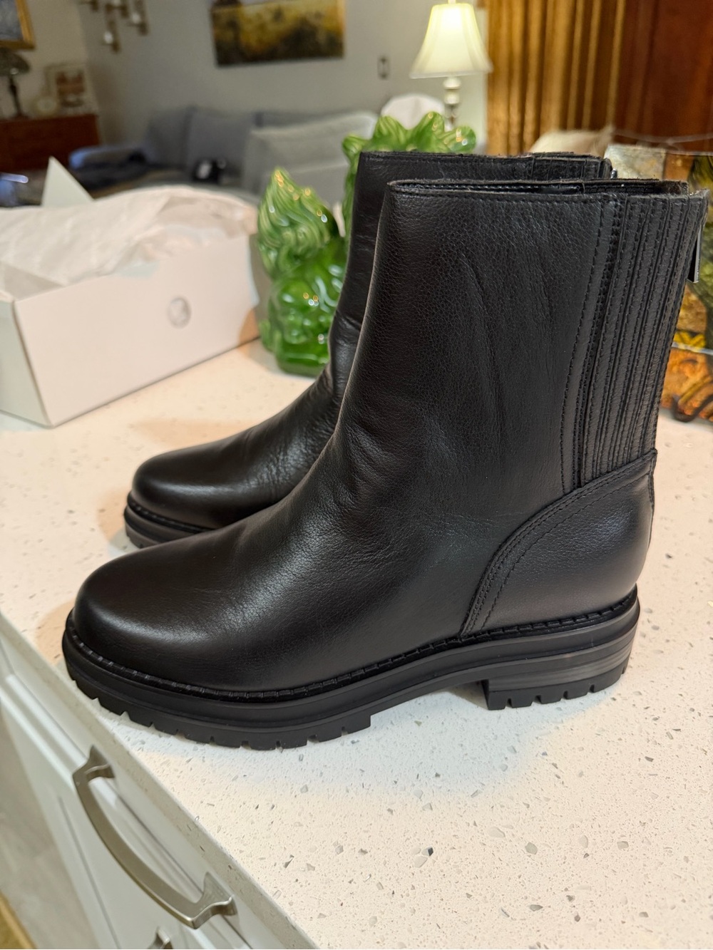 Calvin Klein Black Leather Chelsea Ankle Boots (Women’s) 8.5